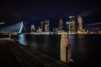 Картинка города -+огни+ночного+города опора дома ночь роттердам мост нидерланды огни