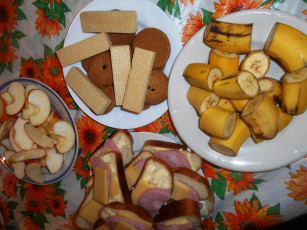 Картинка еда бутерброды +гамбургеры +канапе сыр яблоки колбаса хлеб бананы вафли печенье