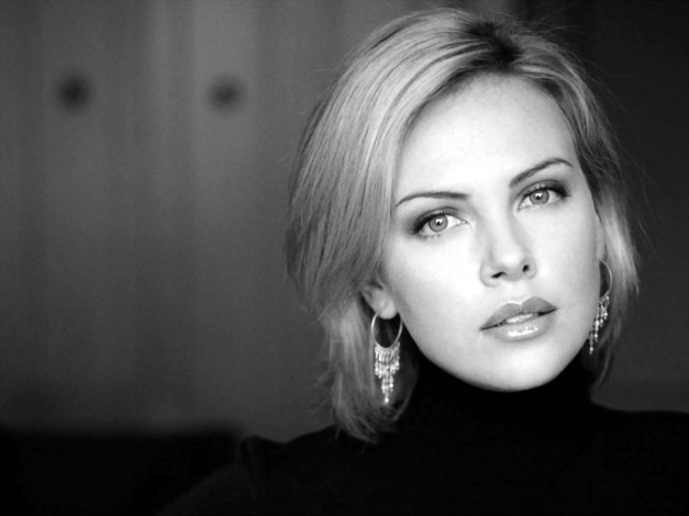 Обои картинки фото девушки, charlize theron, блондинка, лицо, актриса