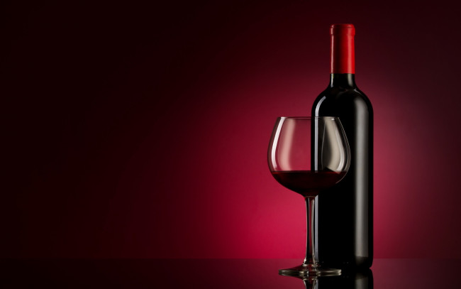 Обои картинки фото еда, напитки,  вино, вино, бокал, бутылка, glass, wine, bottle