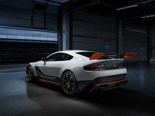 Картинка автомобили aston+martin 2015г gt3 vantage v12 aston martin