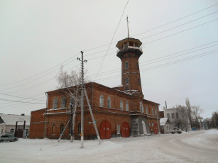 Картинка города -+здания +дома здание город саратовская+область хвалынск хлебная+площадь пожарная+часть