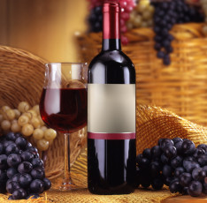 Картинка еда напитки +вино грозди винограда бутылка бокал вино бочка фон