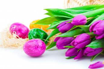 Картинка праздничные пасха яйца праздник тюльпаны цветы солома фон