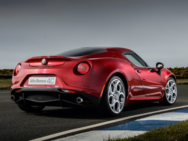 Обои картинки фото автомобили, alfa romeo, 960, 4c, alfa, romeo, красный, 2013