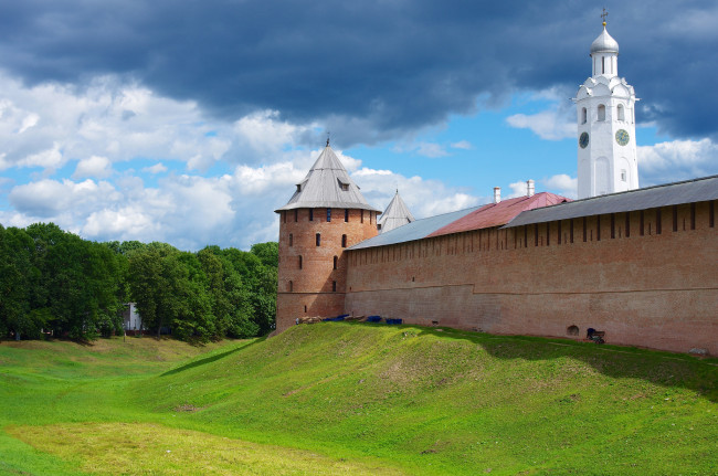Обои картинки фото великий новгород, города, - исторические,  архитектурные памятники, башни, кремль, великий, новгород