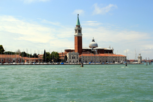 Обои картинки фото города, венеция , италия, причал, башни