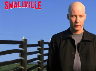 Картинка кино+фильмы smallville лекс пальто забор