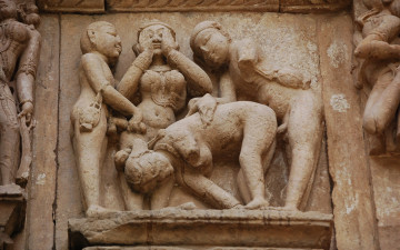 обоя historic, khajuraho, temple, art, india, разное, рельефы, статуи, музейные, экспонаты