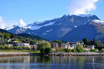 Картинка сукулвен норвегия города пейзажи вода горы дома