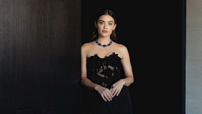 Обои картинки фото lucy hale vogue germany june 2024, девушки, lucy hale, люси, хейл, vogue, германия, июнь, 2024, актриса, кино, озвучивания, кантри, певица, автор, песен, дизайнер, модель, общественный, деятель