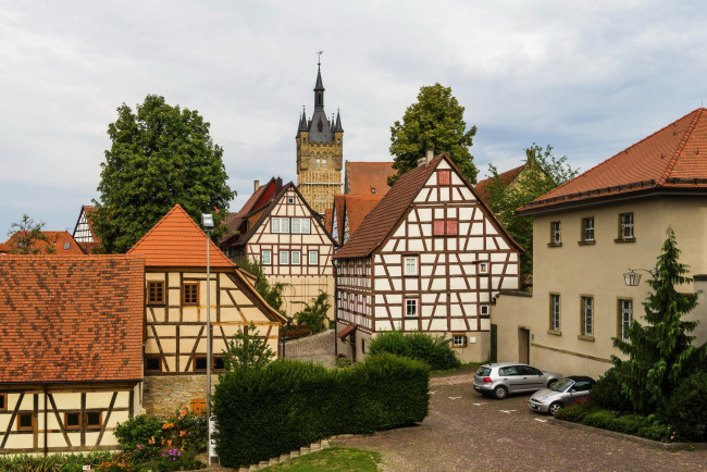 Обои картинки фото германия, города, - здания,  дома, машины, деревья, кустарники, цветы