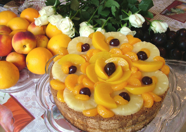 Обои картинки фото еда, торты, фрукты, розы, торт