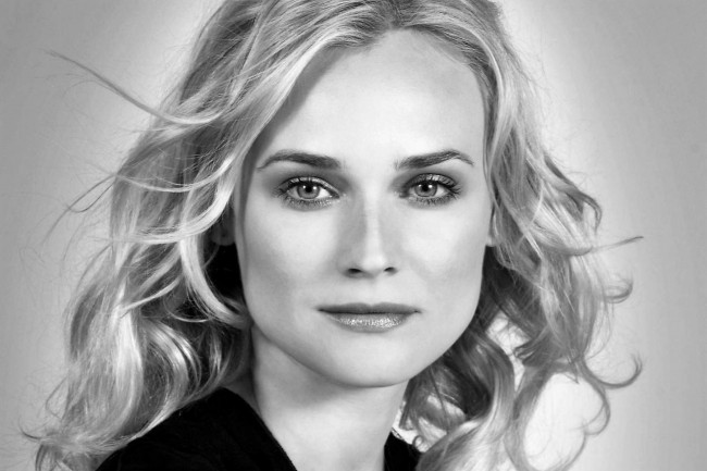 Обои картинки фото девушки, diane kruger, черно-белая, лицо, взгляд