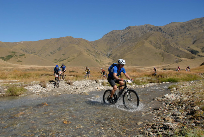 Обои картинки фото спорт, велоспорт, горы, река