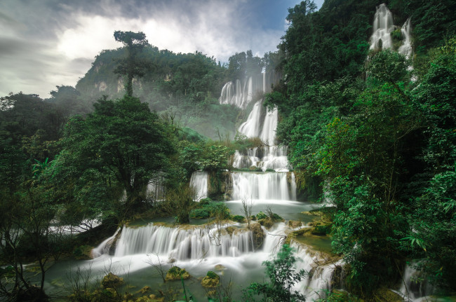 Обои картинки фото природа, водопады, деревья, водопад