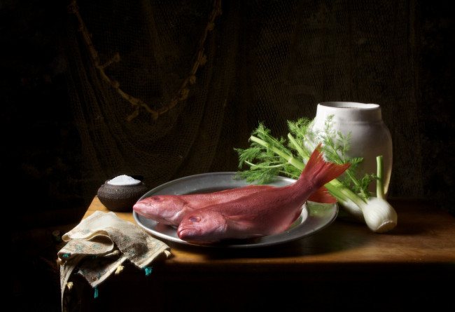 Обои картинки фото еда, рыба,  морепродукты,  суши,  роллы, зелень, соль