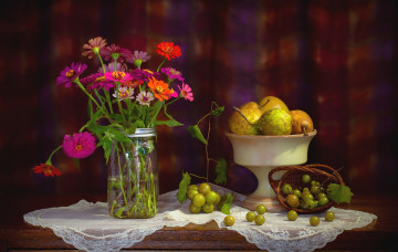 Картинка еда натюрморт цинния фрукты груши виноград цветы