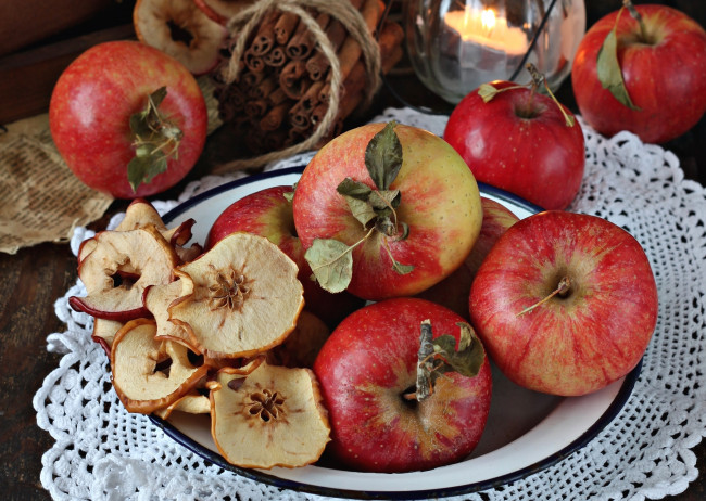 Обои картинки фото еда, Яблоки, сухофрукт, корица, яблоки