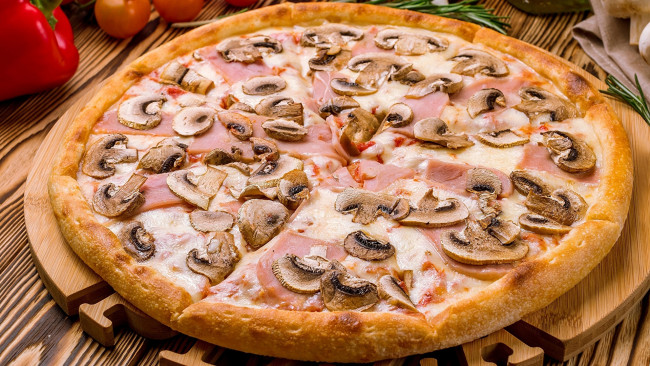 Обои картинки фото еда, пицца, грибы, ветчина
