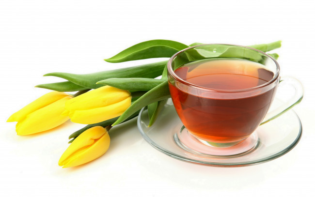 Обои картинки фото еда, напитки, Чай, чай, тюльпаны, цветы