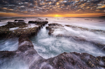 Картинка природа восходы закаты океан берег скалы волны