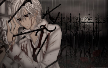 Картинка аниме vampire+knight cilou kiryu zero мужчина ночь луна дождь пистолет кровь стена забор деревья розы раны