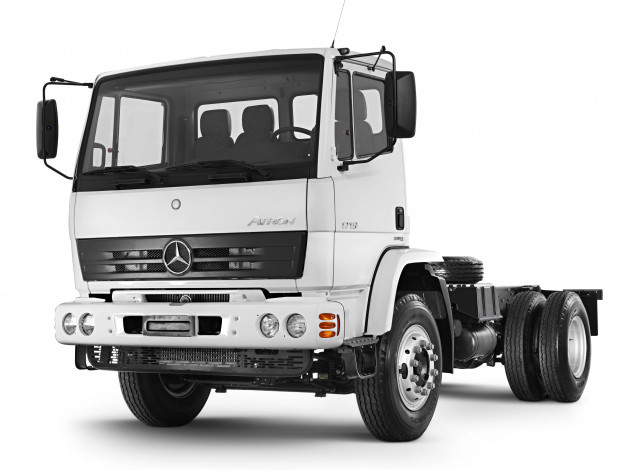 Обои картинки фото автомобили, mercedes trucks, светлый, 2013г, 1719, atron, mercedes-benz