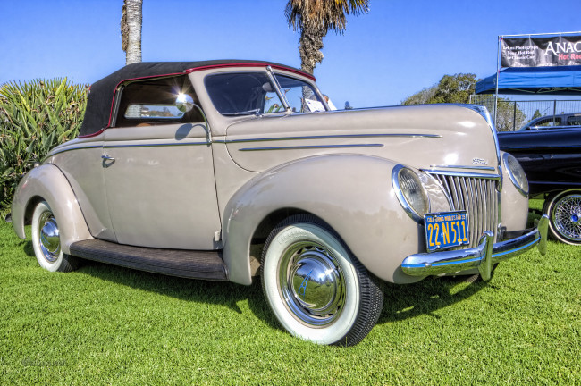 Обои картинки фото 1939 ford deluxe convertible, автомобили, выставки и уличные фото, автошоу, выставка