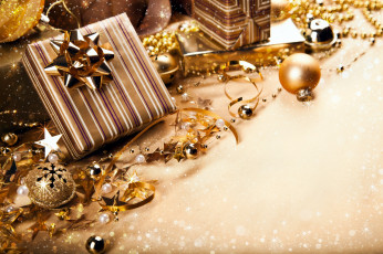 Картинка праздничные подарки коробочки праздник бусы шарики коробки