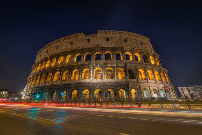 Обои картинки фото coliseum, at, night, города, рим, ватикан, италия, подсветка, колизей, ночь