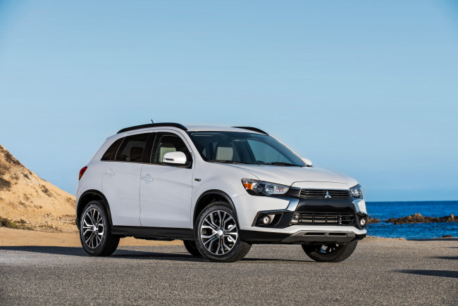 Обои картинки фото автомобили, mitsubishi, светлый, sport, outlander, 2016, г