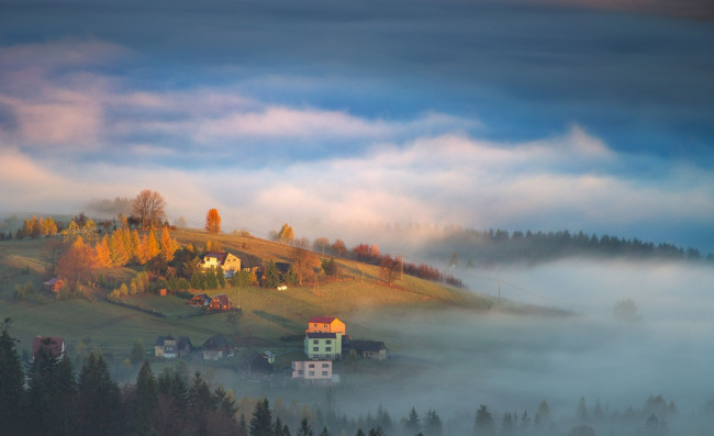 Обои картинки фото города, - пейзажи, утро, дома, склон, туман