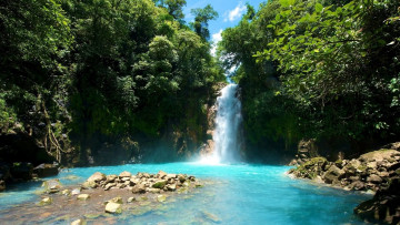Картинка природа водопады водопад деревья камни