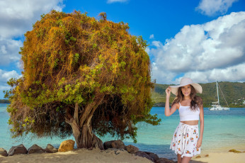 Картинка девушки katya+clover+ катя+скаредина дерево озеро яхта шляпа топ юбка