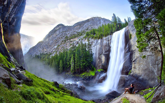 Обои картинки фото природа, водопады, горы, поток, деревья
