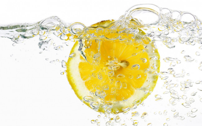 Обои картинки фото еда, цитрусы, вода, лимон, пузыри
