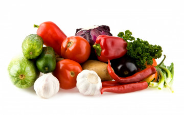 обоя еда, овощи, чеснок, перец, огурцы, картошка, зелень, помидоры, томаты