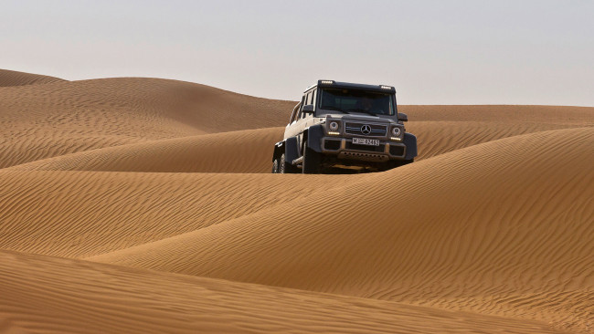 Обои картинки фото mercedes-benz g63 amg 6x6 concept 2013, автомобили, mercedes-benz, g63, amg, 6x6, concept, 2013