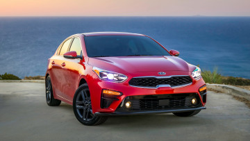 Картинка kia+forte+2019 автомобили kia forte 2019 красный