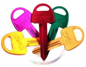 обоя разное, ключи,  замки,  дверные ручки, разноцветные
