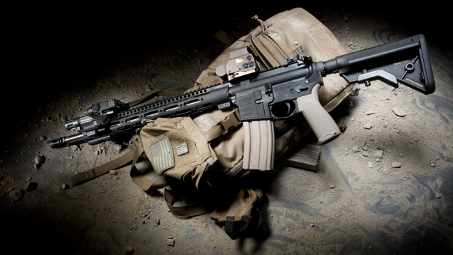 Обои картинки фото оружие, автоматы, rifle, рюкзак, винтовка, bravo, company, usa, bcm, recce18, precision, mk2