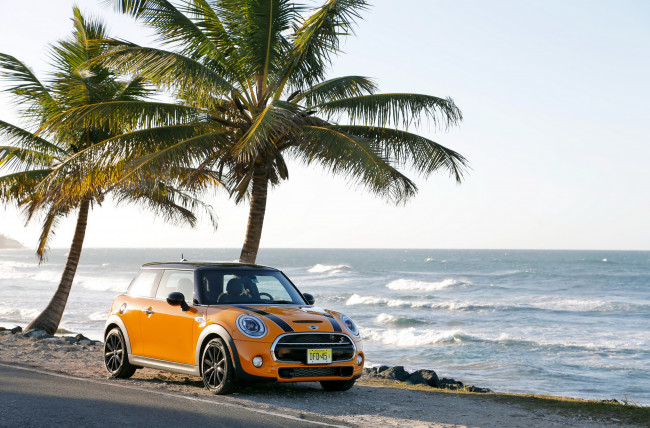 Обои картинки фото 2014 mini cooper s, автомобили, mini, cooper, оранжевый, тюнинг, побережье