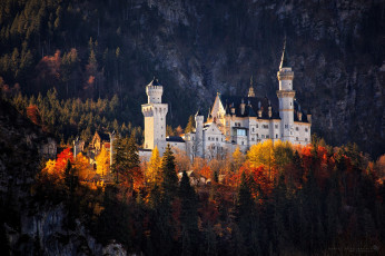 Картинка города замки+германии осень лес замок германия