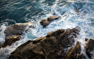 Картинка природа побережье скалы вода волны