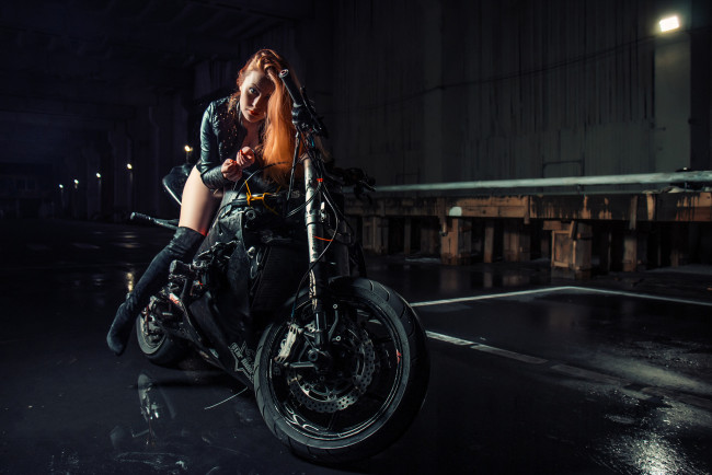 Обои картинки фото мотоциклы, мото с девушкой, красивая, девушка