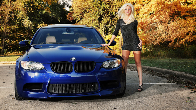 Обои картинки фото автомобили, авто, девушками, осень, платье, блондинка