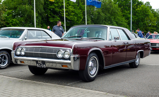 Обои картинки фото lincoln continental 1963, автомобили, выставки и уличные фото, ретро, история, автошоу, выставка