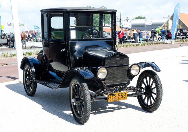 Обои картинки фото ford model t, автомобили, выставки и уличные фото, выставка, ретро, история, автошоу