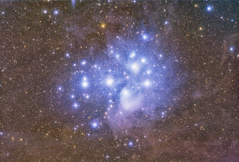 Картинка космос галактики туманности m-45 плеяды звёздное скопление